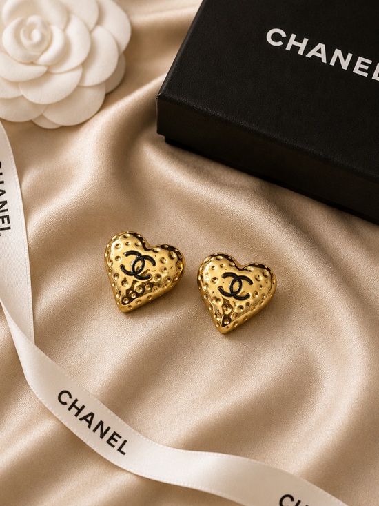 Fashion Jewelry Jewelry - Gold CC Heart Logo Earrings